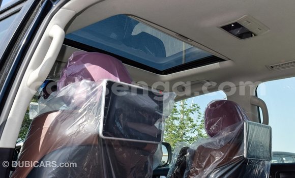 Nunua Imported Toyota Land Cruiser Black Gari ndani ya Import - Dubai nchini Hhohho Nunua Imported Toyota Land Cruiser Black Gari ndani ya Import - Dubai nchini Hhohho