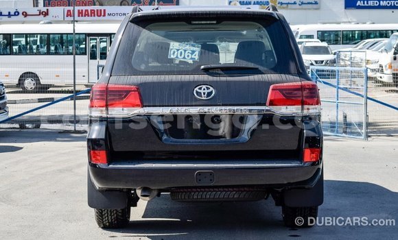 Buy Import Toyota Land Cruiser Black Car in Import - Dubai in Hhohho Buy Import Toyota Land Cruiser Black Car in Import - Dubai in Hhohho