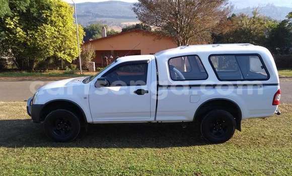 Buy Used Isuzu KB White Car in Mbabane in Manzini Buy Used Isuzu KB White Car in Mbabane in Manzini