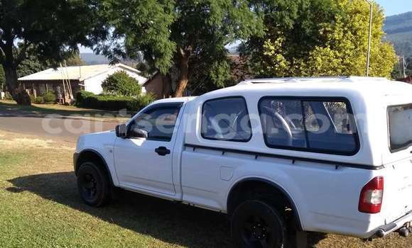 Buy Used Isuzu KB White Car in Mbabane in Manzini Buy Used Isuzu KB White Car in Mbabane in Manzini