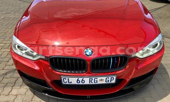 Nunua Ilio tumika BMW 3–Series Red Gari ndani ya Ezulwini nchini Hhohho Nunua Ilio tumika BMW 3–Series Red Gari ndani ya Ezulwini nchini Hhohho