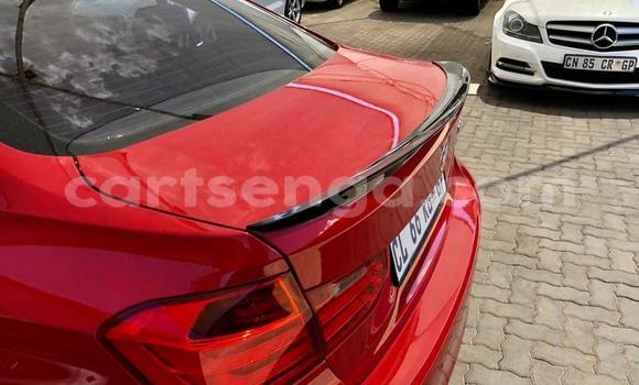 Nunua Ilio tumika BMW 3–Series Red Gari ndani ya Ezulwini nchini Hhohho Nunua Ilio tumika BMW 3–Series Red Gari ndani ya Ezulwini nchini Hhohho