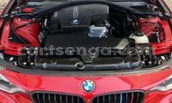 Nunua Ilio tumika BMW 3–Series Red Gari ndani ya Ezulwini nchini Hhohho Nunua Ilio tumika BMW 3–Series Red Gari ndani ya Ezulwini nchini Hhohho