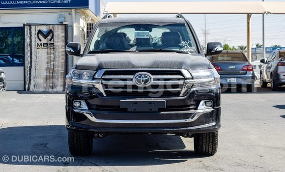 Nunua Imported Toyota Land Cruiser Black Gari ndani ya Import - Dubai nchini Hhohho Nunua Imported Toyota Land Cruiser Black Gari ndani ya Import - Dubai nchini Hhohho