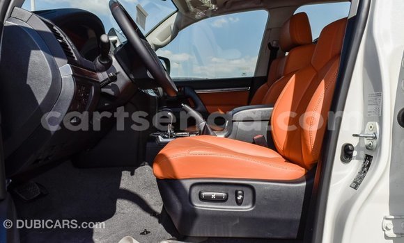 Nunua Imported Toyota Land Cruiser White Gari ndani ya Import - Dubai nchini Hhohho Nunua Imported Toyota Land Cruiser White Gari ndani ya Import - Dubai nchini Hhohho