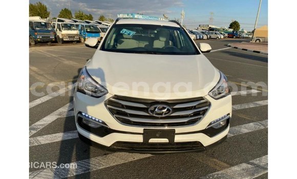 Buy Import Hyundai Santa Fe White Car in Import - Dubai in Hhohho Buy Import Hyundai Santa Fe White Car in Import - Dubai in Hhohho