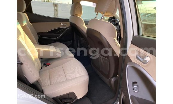 Buy Import Hyundai Santa Fe White Car in Import - Dubai in Hhohho Buy Import Hyundai Santa Fe White Car in Import - Dubai in Hhohho