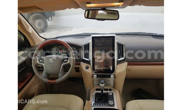 Acheter Import Voiture Toyota Land Cruiser Autre à Import - Dubai, Hhohho Acheter Import Voiture Toyota Land Cruiser Autre à Import - Dubai, Hhohho