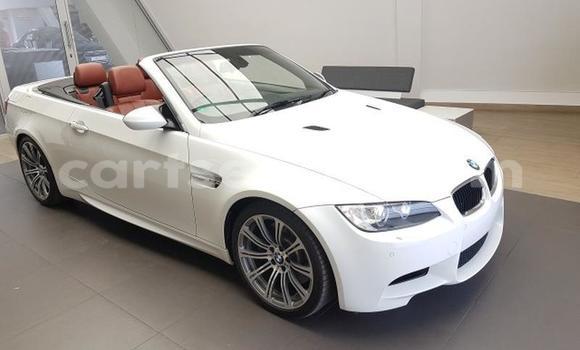 Nunua Ilio tumika BMW M3 White Gari ndani ya Ezulwini nchini Hhohho Nunua Ilio tumika BMW M3 White Gari ndani ya Ezulwini nchini Hhohho