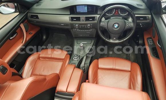 Nunua Ilio tumika BMW M3 White Gari ndani ya Ezulwini nchini Hhohho Nunua Ilio tumika BMW M3 White Gari ndani ya Ezulwini nchini Hhohho