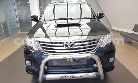 Nunua Ilio tumika Toyota Fortuner Black Gari ndani ya Ezulwini nchini Hhohho Nunua Ilio tumika Toyota Fortuner Black Gari ndani ya Ezulwini nchini Hhohho