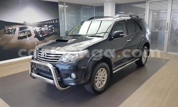 Nunua Ilio tumika Toyota Fortuner Black Gari ndani ya Ezulwini nchini Hhohho Nunua Ilio tumika Toyota Fortuner Black Gari ndani ya Ezulwini nchini Hhohho