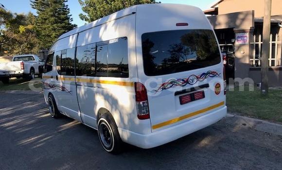 Buy Used Toyota 2000GT White Car in Mbabane in Manzini Buy Used Toyota 2000GT White Car in Mbabane in Manzini