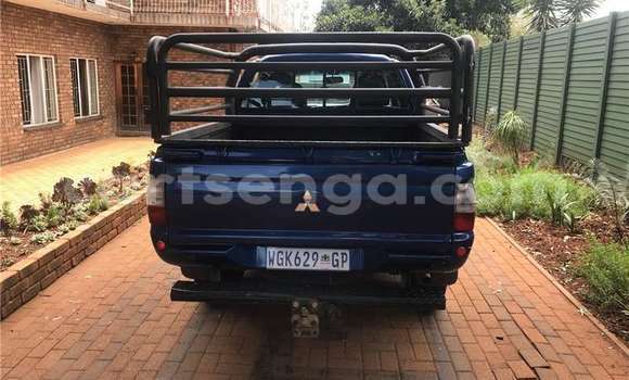 Buy Used Mitsubishi Colt Blue Car in Mbabane in Manzini Buy Used Mitsubishi Colt Blue Car in Mbabane in Manzini