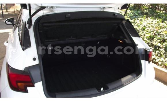 Nunua Ilio tumika Opel Astra White Gari ndani ya Ezulwini nchini Hhohho Nunua Ilio tumika Opel Astra White Gari ndani ya Ezulwini nchini Hhohho