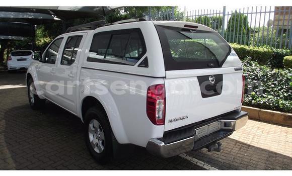 Nunua Ilio tumika Nissan Navara White Gari ndani ya Manzini nchini Manzini Nunua Ilio tumika Nissan Navara White Gari ndani ya Manzini nchini Manzini