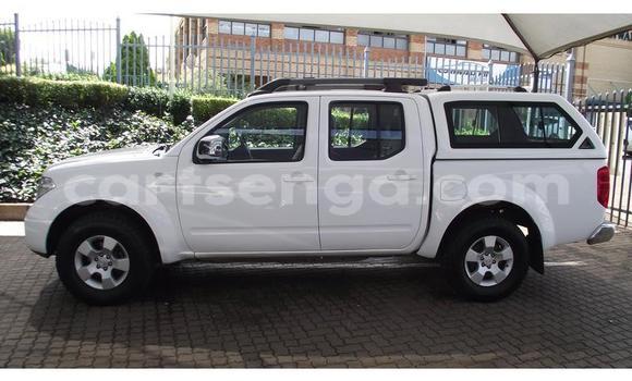 Nunua Ilio tumika Nissan Navara White Gari ndani ya Manzini nchini Manzini Nunua Ilio tumika Nissan Navara White Gari ndani ya Manzini nchini Manzini