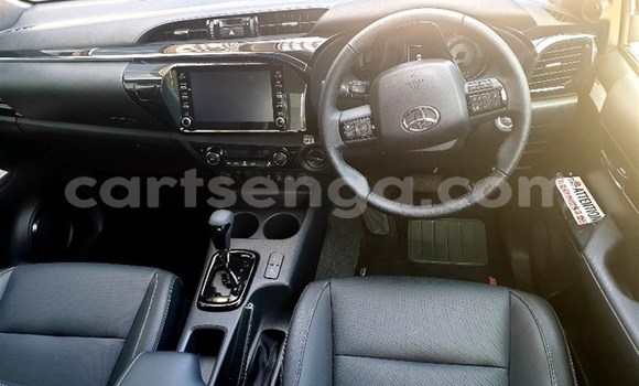 Acheter Occasion Voiture Toyota Hilux Bleu à Lobamba, Manzini Acheter Occasion Voiture Toyota Hilux Bleu à Lobamba, Manzini