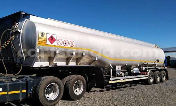 Buy Used Toyota Dyna White Truck in Mbabane in Manzini Buy Used Toyota Dyna White Truck in Mbabane in Manzini