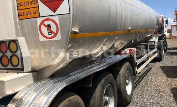 Buy Used Toyota Dyna White Truck in Mbabane in Manzini Buy Used Toyota Dyna White Truck in Mbabane in Manzini