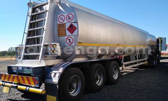 Buy Used Toyota Dyna White Truck in Mbabane in Manzini Buy Used Toyota Dyna White Truck in Mbabane in Manzini