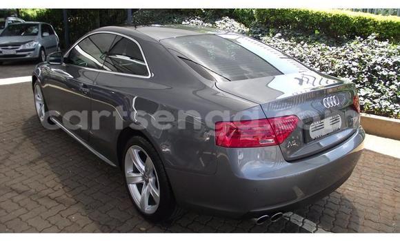 Nunua Ilio tumika Audi A5 Silver Gari ndani ya Ezulwini nchini Hhohho Nunua Ilio tumika Audi A5 Silver Gari ndani ya Ezulwini nchini Hhohho