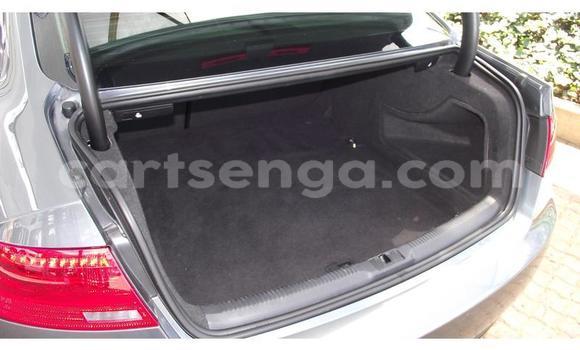 Nunua Ilio tumika Audi A5 Silver Gari ndani ya Ezulwini nchini Hhohho Nunua Ilio tumika Audi A5 Silver Gari ndani ya Ezulwini nchini Hhohho