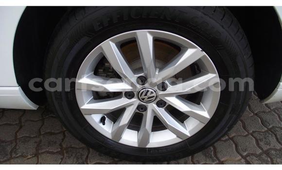 Nunua Ilio tumika Volkswagen Passat White Gari ndani ya Mbabane nchini Manzini Nunua Ilio tumika Volkswagen Passat White Gari ndani ya Mbabane nchini Manzini