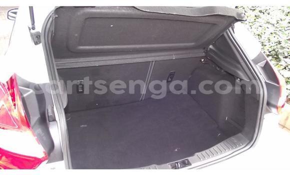 Nunua Ilio tumika Ford Focus ST White Gari ndani ya Ezulwini nchini Hhohho Nunua Ilio tumika Ford Focus ST White Gari ndani ya Ezulwini nchini Hhohho