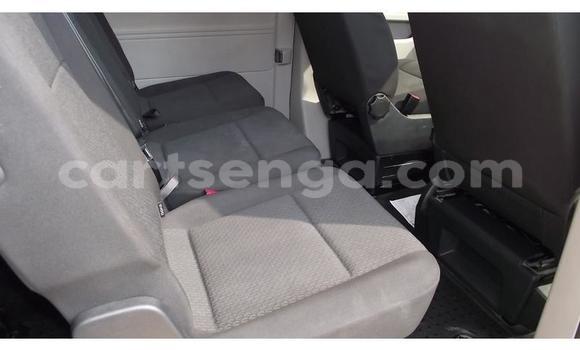 Acheter Occasion Voiture Volkswagen Caravelle Blanc à Ezulwini, Hhohho Acheter Occasion Voiture Volkswagen Caravelle Blanc à Ezulwini, Hhohho