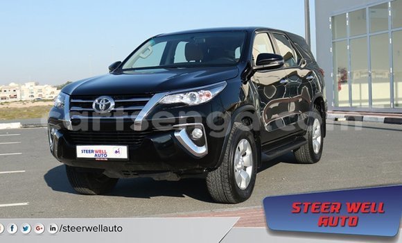 Acheter Import Voiture Toyota Fortuner Noir à Import - Dubai, Hhohho Acheter Import Voiture Toyota Fortuner Noir à Import - Dubai, Hhohho