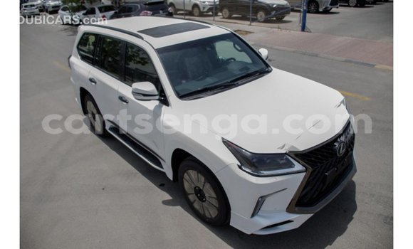Nunua Imported Lexus LX White Gari ndani ya Import - Dubai nchini Hhohho Nunua Imported Lexus LX White Gari ndani ya Import - Dubai nchini Hhohho