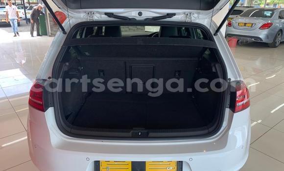 Nunua Ilio tumika Volkswagen Golf GTI White Gari ndani ya Mbabane nchini Manzini Nunua Ilio tumika Volkswagen Golf GTI White Gari ndani ya Mbabane nchini Manzini