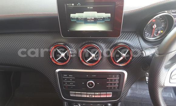 Nunua Ilio tumika Mercedes‒Benz 250 White Gari ndani ya Manzini nchini Manzini Nunua Ilio tumika Mercedes‒Benz 250 White Gari ndani ya Manzini nchini Manzini