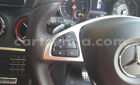 Nunua Ilio tumika Mercedes‒Benz 250 White Gari ndani ya Manzini nchini Manzini Nunua Ilio tumika Mercedes‒Benz 250 White Gari ndani ya Manzini nchini Manzini