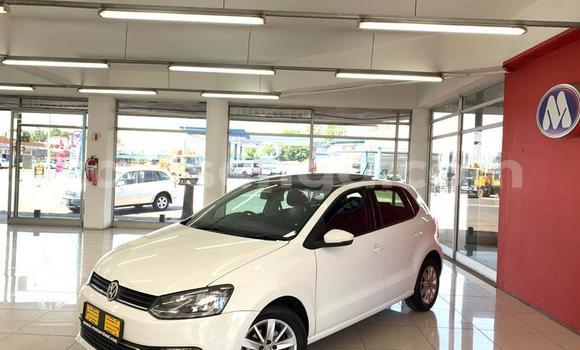 Nunua Ilio tumika Volkswagen Polo GTI White Gari ndani ya Ezulwini nchini Hhohho Nunua Ilio tumika Volkswagen Polo GTI White Gari ndani ya Ezulwini nchini Hhohho