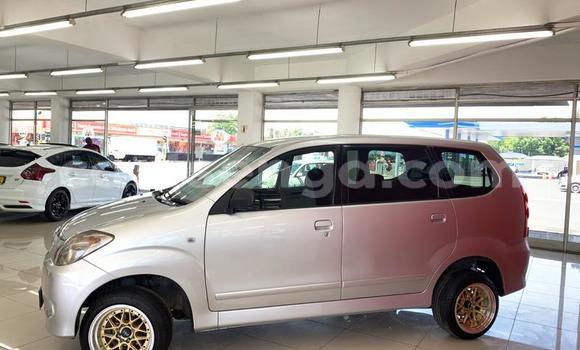 Nunua Ilio tumika Toyota Avanza Silver Gari ndani ya Ezulwini nchini Hhohho Nunua Ilio tumika Toyota Avanza Silver Gari ndani ya Ezulwini nchini Hhohho