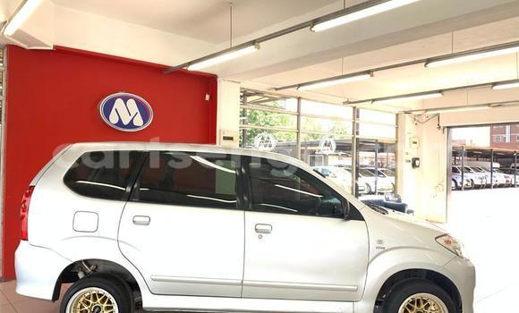 Nunua Ilio tumika Toyota Avanza Silver Gari ndani ya Ezulwini nchini Hhohho Nunua Ilio tumika Toyota Avanza Silver Gari ndani ya Ezulwini nchini Hhohho