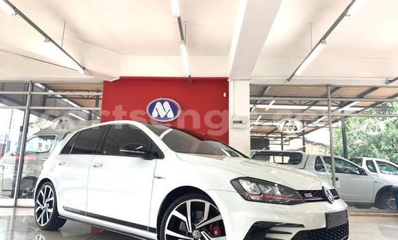 Buy Used Volkswagen Golf GTI White Car in Ezulwini in Hhohho Buy Used Volkswagen Golf GTI White Car in Ezulwini in Hhohho