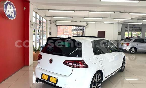 Buy Used Volkswagen Golf GTI White Car in Ezulwini in Hhohho Buy Used Volkswagen Golf GTI White Car in Ezulwini in Hhohho