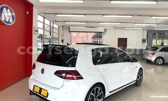Buy Used Volkswagen Golf GTI White Car in Ezulwini in Hhohho Buy Used Volkswagen Golf GTI White Car in Ezulwini in Hhohho