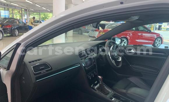 Buy Used Volkswagen Golf GTI White Car in Ezulwini in Hhohho Buy Used Volkswagen Golf GTI White Car in Ezulwini in Hhohho