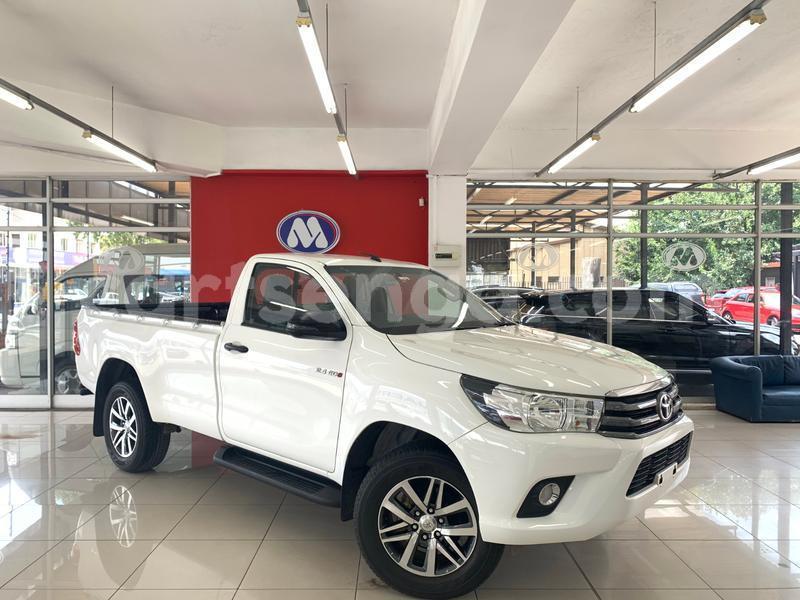 Big with watermark toyota hilux hhohho ezulwini 14750