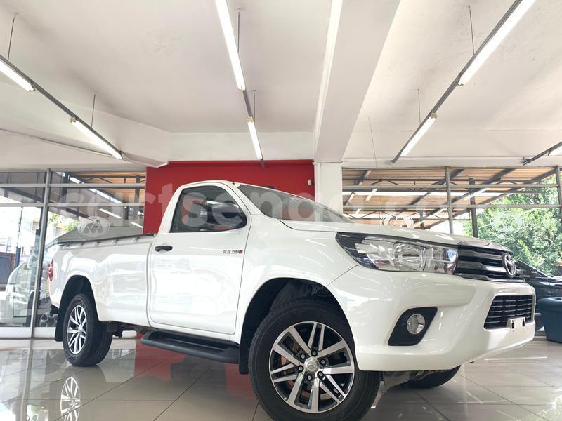 Big with watermark toyota hilux hhohho ezulwini 14750