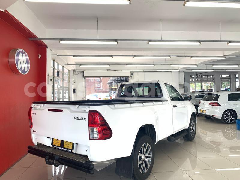 Big with watermark toyota hilux hhohho ezulwini 14750