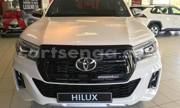 Buy Used Toyota Hilux White Car in Ezulwini in Hhohho Buy Used Toyota Hilux White Car in Ezulwini in Hhohho