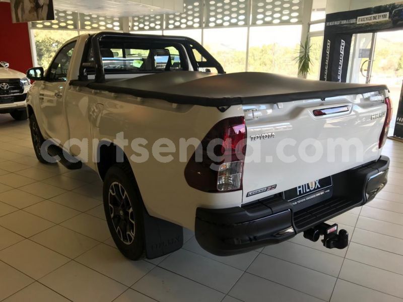 Big with watermark toyota hilux hhohho ezulwini 14756