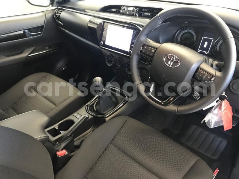 Big with watermark toyota hilux hhohho ezulwini 14756