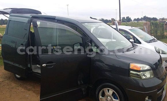 Acheter Occasion Voiture Toyota Voxy Noir à Matsapha, Manzini Acheter Occasion Voiture Toyota Voxy Noir à Matsapha, Manzini