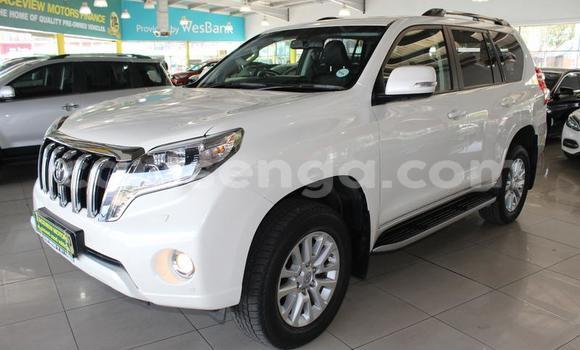 Acheter Occasion Voiture Toyota Prado Blanc à Mbabane, Manzini Acheter Occasion Voiture Toyota Prado Blanc à Mbabane, Manzini